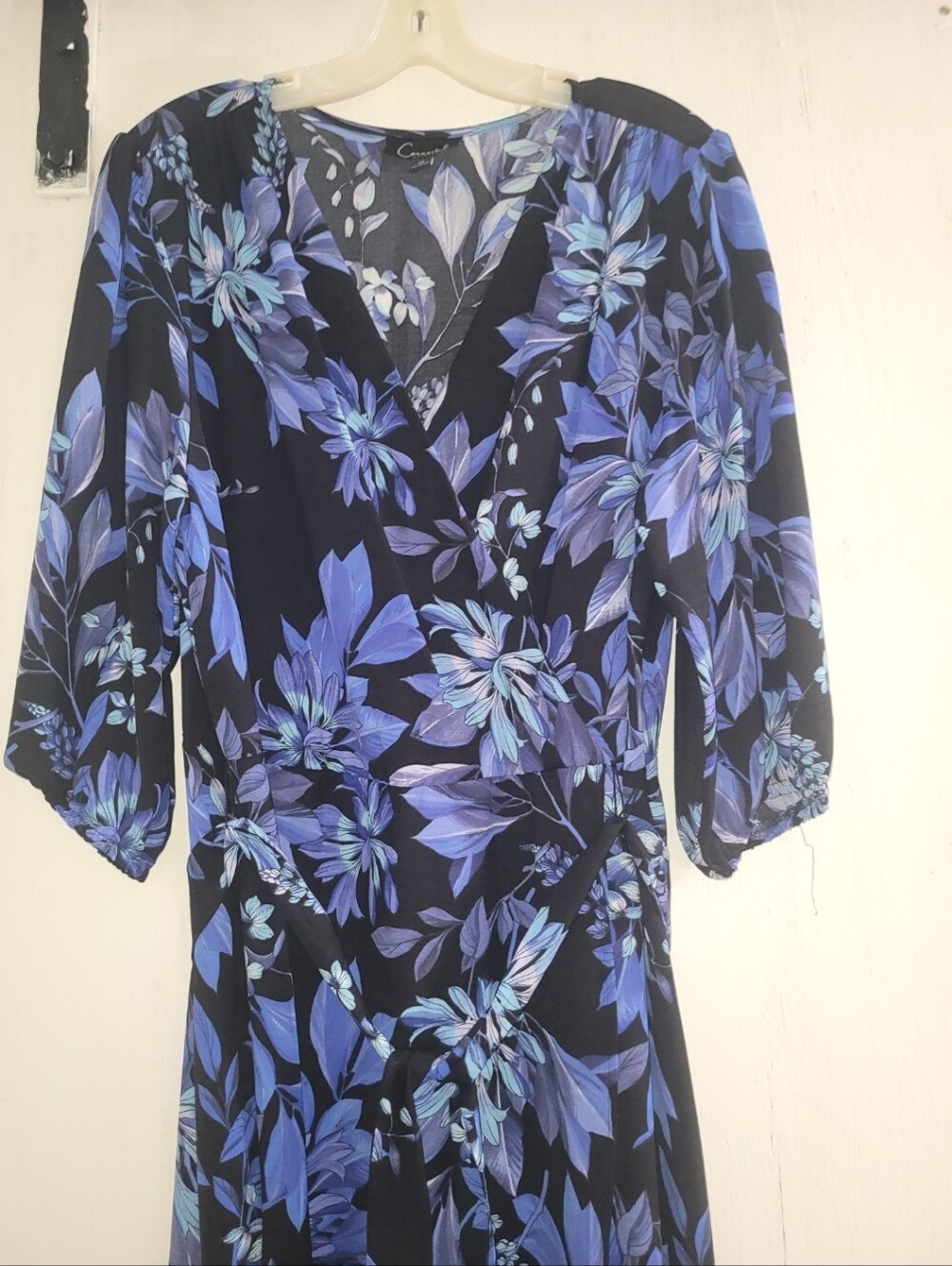 Connected Apparel Floral Wrap Top - Blue Floral